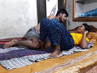 18 Years Ancient Indian Tamil Couple Screwing About Anal Carry the