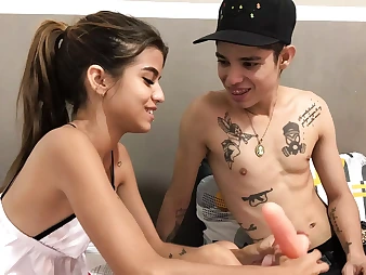 India's wild sister in law gets her Indian snatch plumbed and her spunk-pump slurped