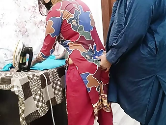 Desi Pakistani Maid Pounded Firm On Table While Wifey Cuckolds