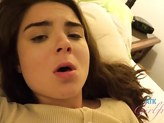 Arietta Adams & Zoe Bloom beg for their dad's blast - Compilation