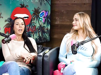 Rachel Starr and Mia Malkova's cushion-converse session almost HD