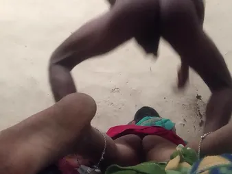 Watch Indian Bhabhi Aunty get her grasping pussy ripped apart overwrought Oldest Mansion's cock-squeezing vagina