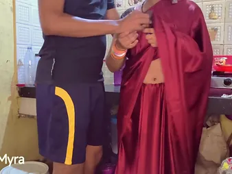 Desi Aunty gets brutally smashed concerning a hot Indian sex tape