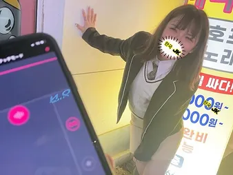 Manga porn stunner with a phat culo with an increment of a voluptuous figure gets a super hot surprise in her luxurious underwear